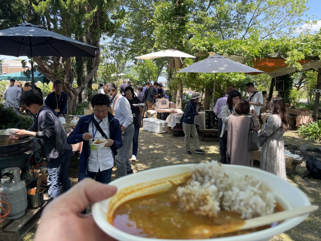 外での食事会